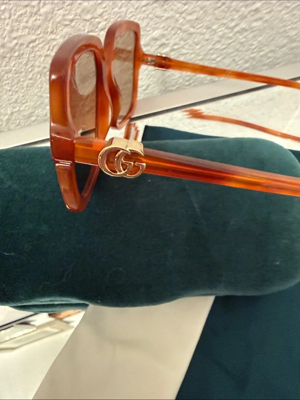 Gucci Amber Brown Oversized Square Women's Sunglasses Never worn